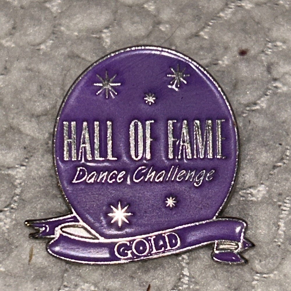 Purple & Silver Tone Hall of Fame Dance Challenge "Gold Collectible Pin Lapel H1
